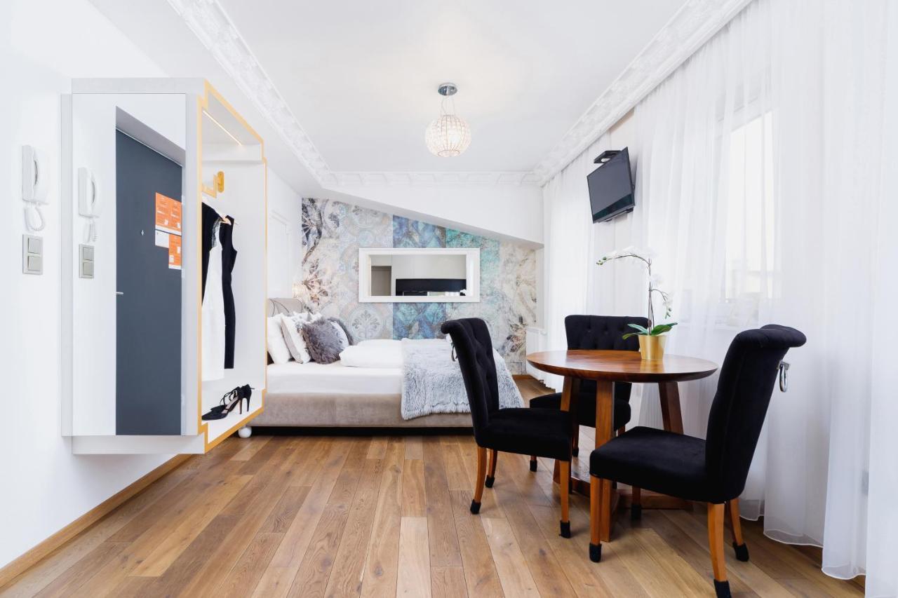 Modern Studio Wegierska Cracow By Noclegi Renters Krakow Exterior photo